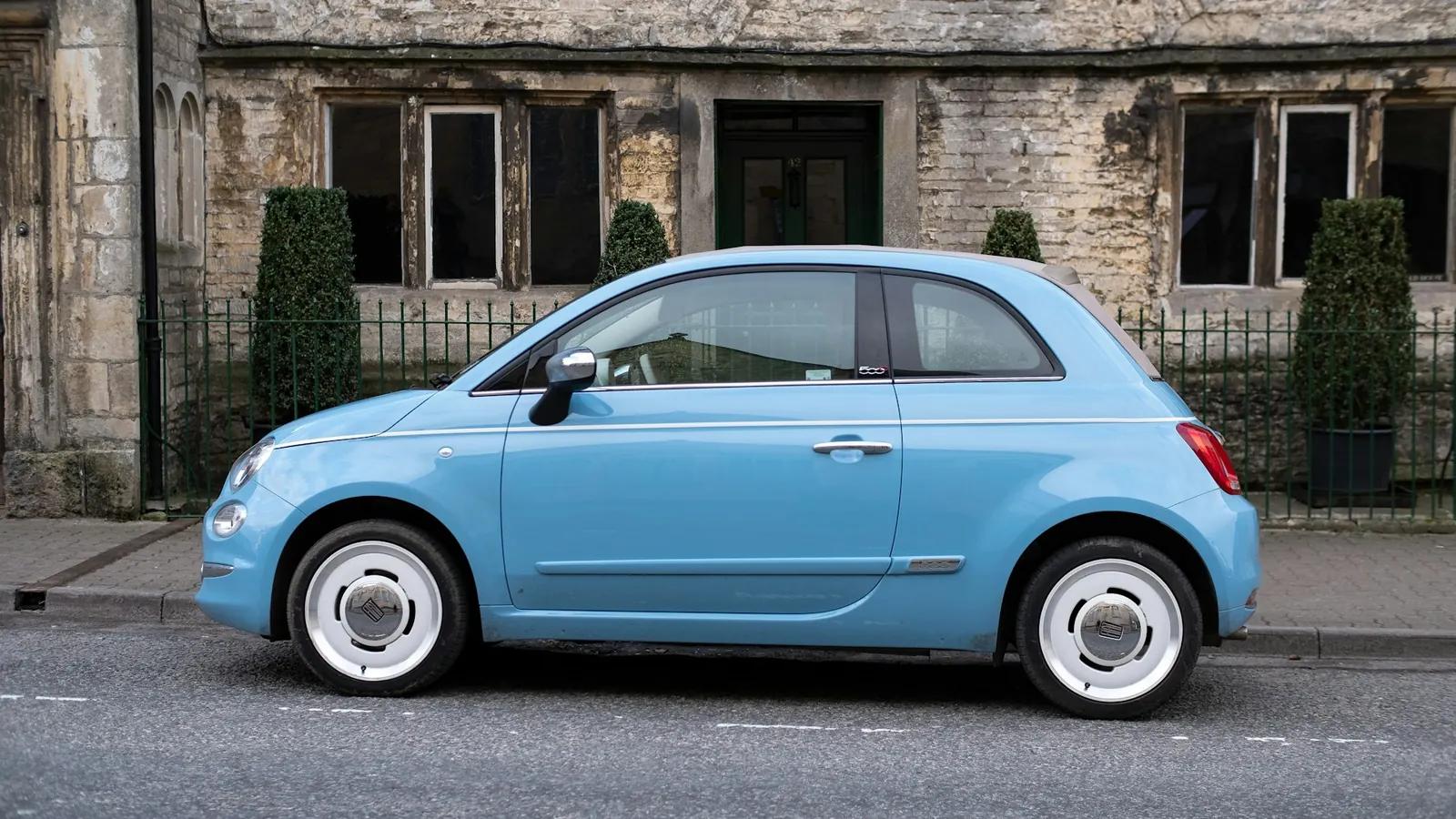 Autosaloni